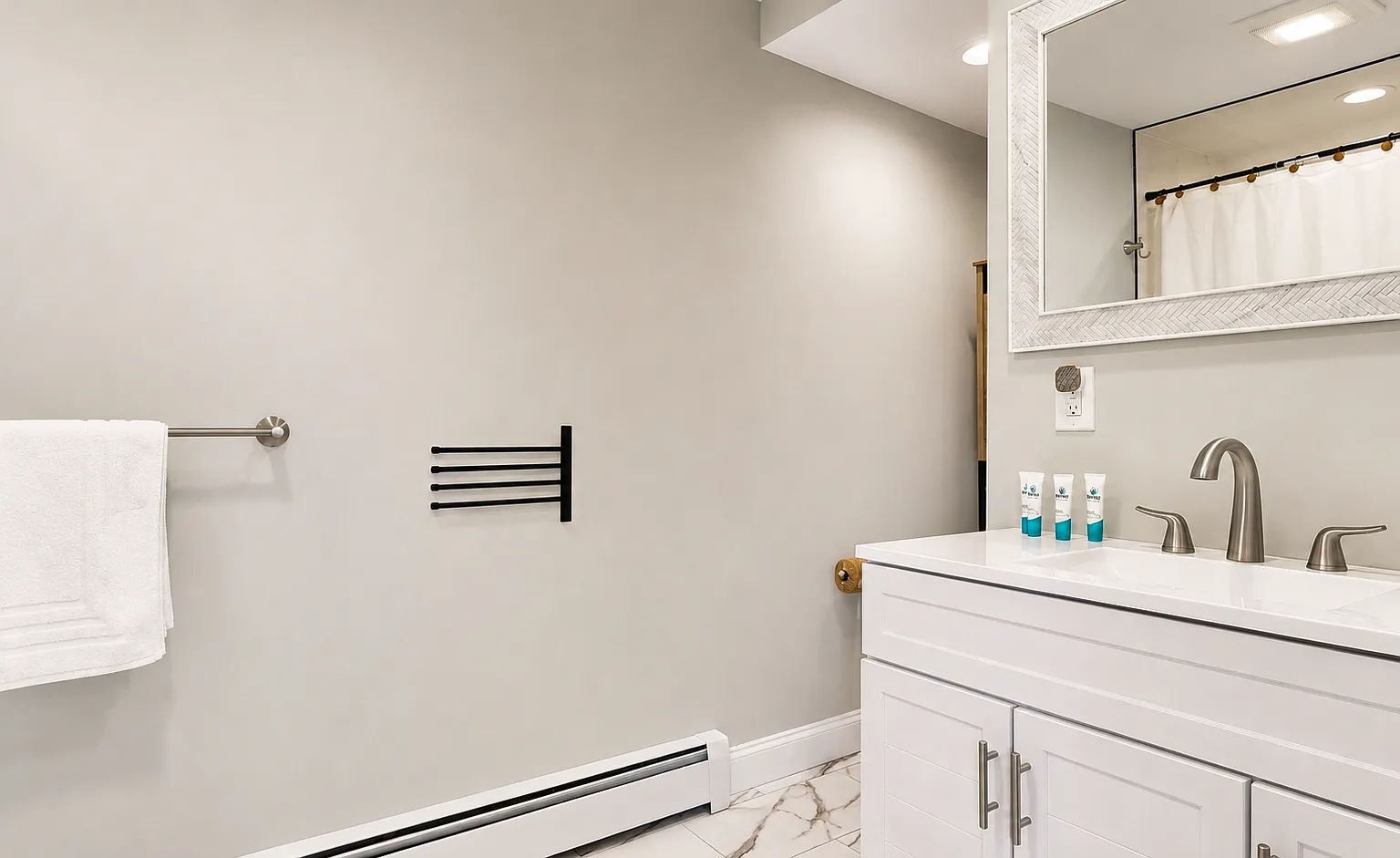 3 bed, 1707 sqft, $3,100 — Photo 4