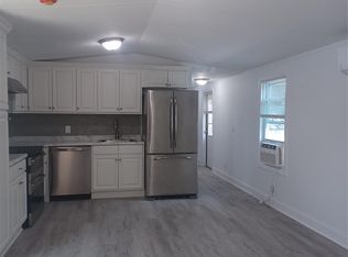 3rd St #15, Wayne, NJ 07470