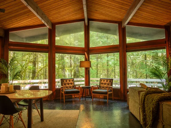 72390 E Smith Loop #Id1611861p, Rhododendron, OR 97049