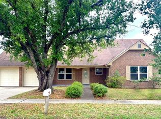 51 Country Club Dr, La Place, LA 70068