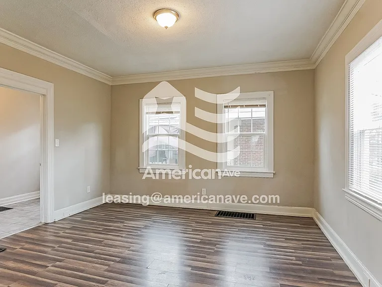 392916_013_wm_-_bedroom_13574078.jpg