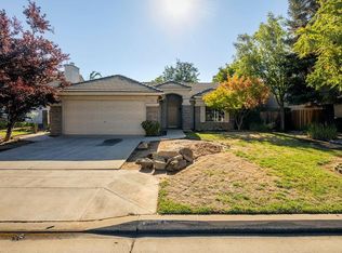 10408 N Price Ave, Fresno, CA 93730