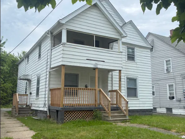 386 E 152nd St, Cleveland, OH 44110