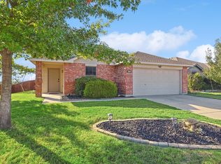 1176 Mustang Ridge Dr, Fort Worth, TX 76109