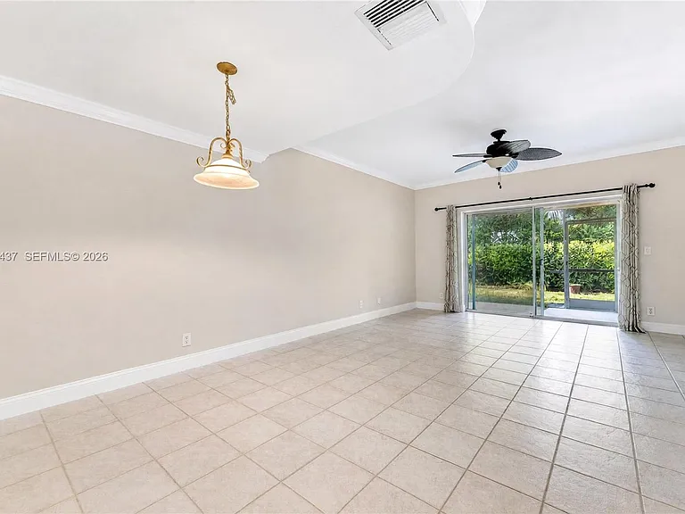 932 Kokomo Key Ln — Photo 5
