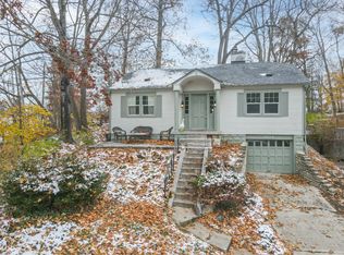 1104 Woodlawn Dr, New Castle, IN 47362