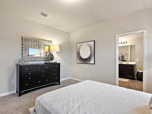 5th image of 500 Cassandra Dr
