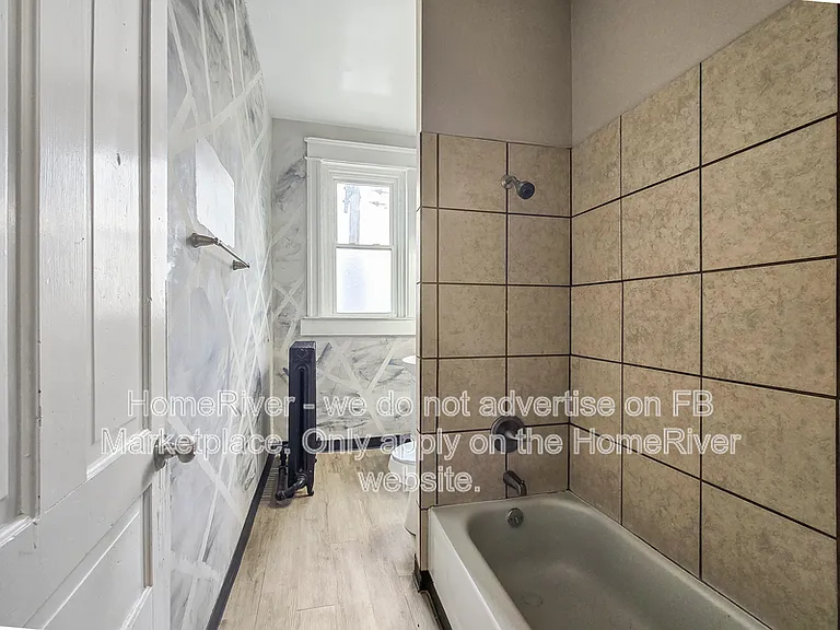 2335 May St #4F — Photo 7