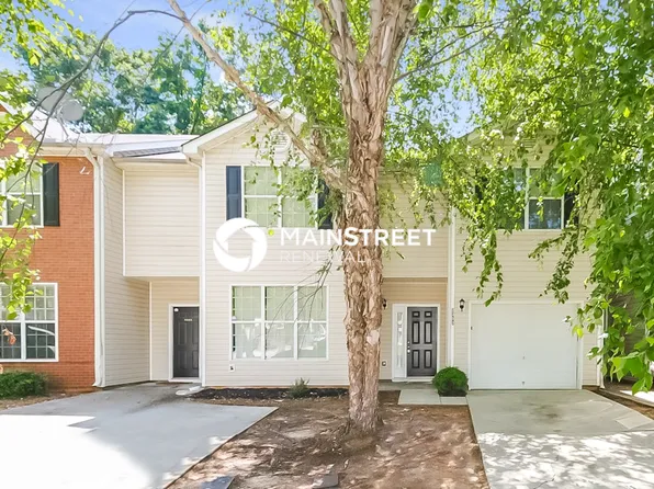 2353 Brianna Dr, Hampton, GA 30228