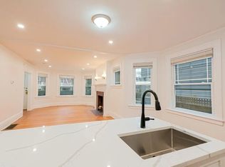 122-124 Elmgrove Ave #1, Providence, RI 02906