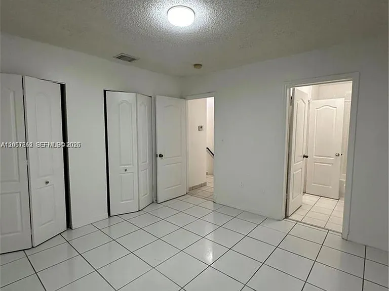 549 W 68th St #4 — Photo 9