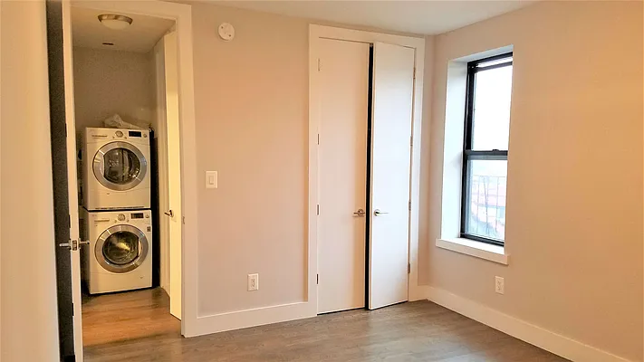 Rented by Bruma Realty LLC | media 8