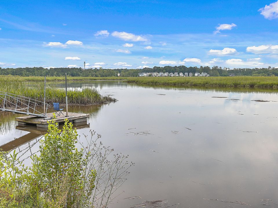 1st image of 6240 Old Point Rd APT C16