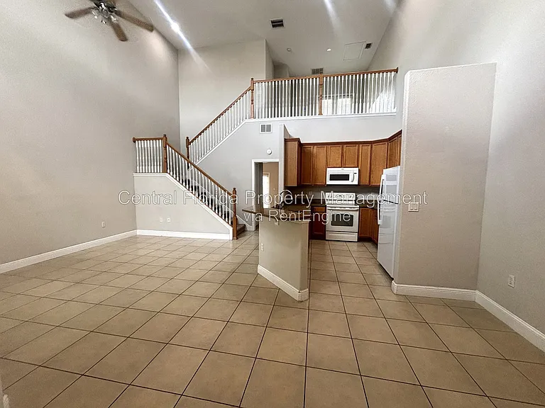13220 Fountainbleau Dr — Photo 4