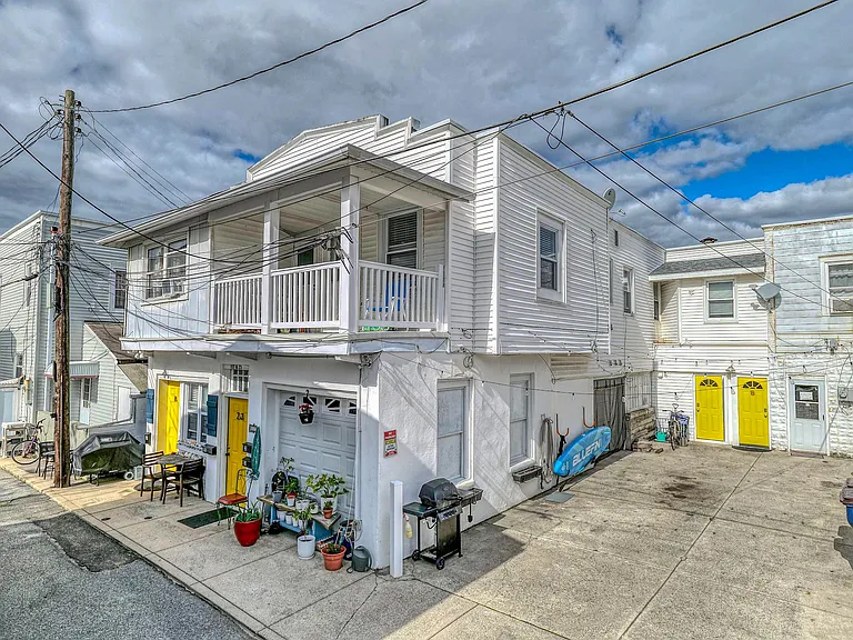 117 Newport Ct #1A — Photo 17