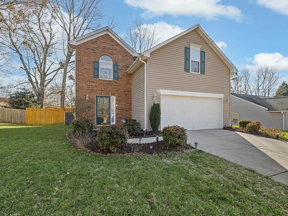 1st image of 313 Brighton Woods Dr