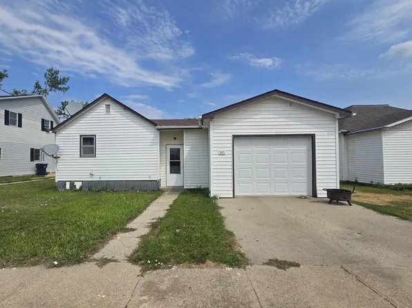 521 2nd St SW, Highmore, SD 57345