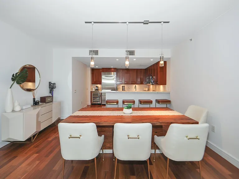 8100 River Rd #601 — Photo 11