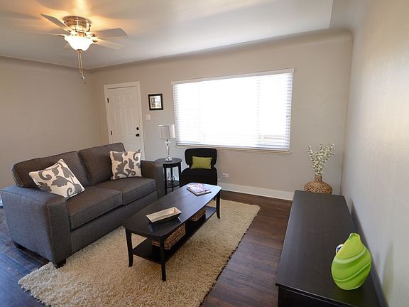 2nd image of 2725 N Monroe St #2755