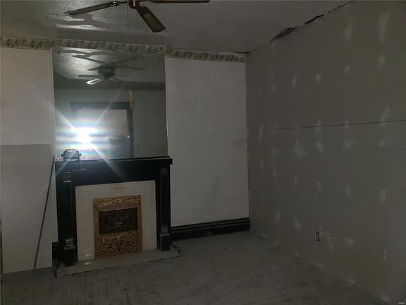 3rd image of 4521 Red Bud Ave