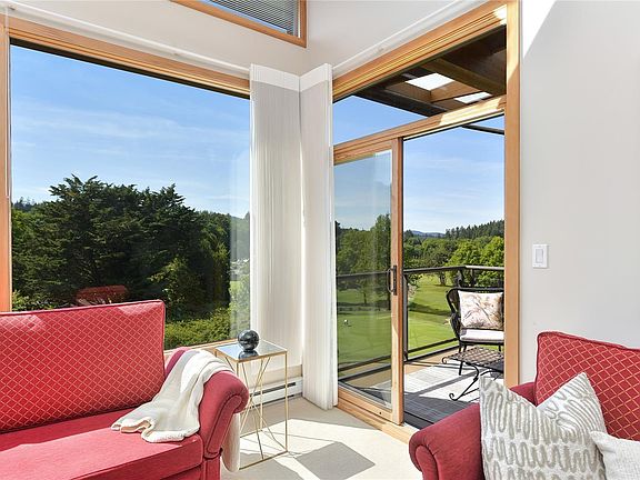 2nd image of 5327 Cordova Bay Rd #403