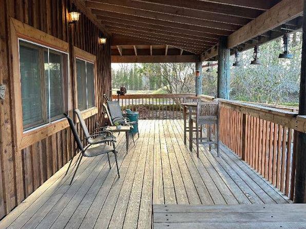 1104 Peninsula St, Wrangell, AK 99929