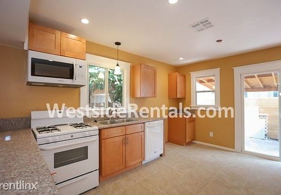 4th image of 5339 Fountain Ave