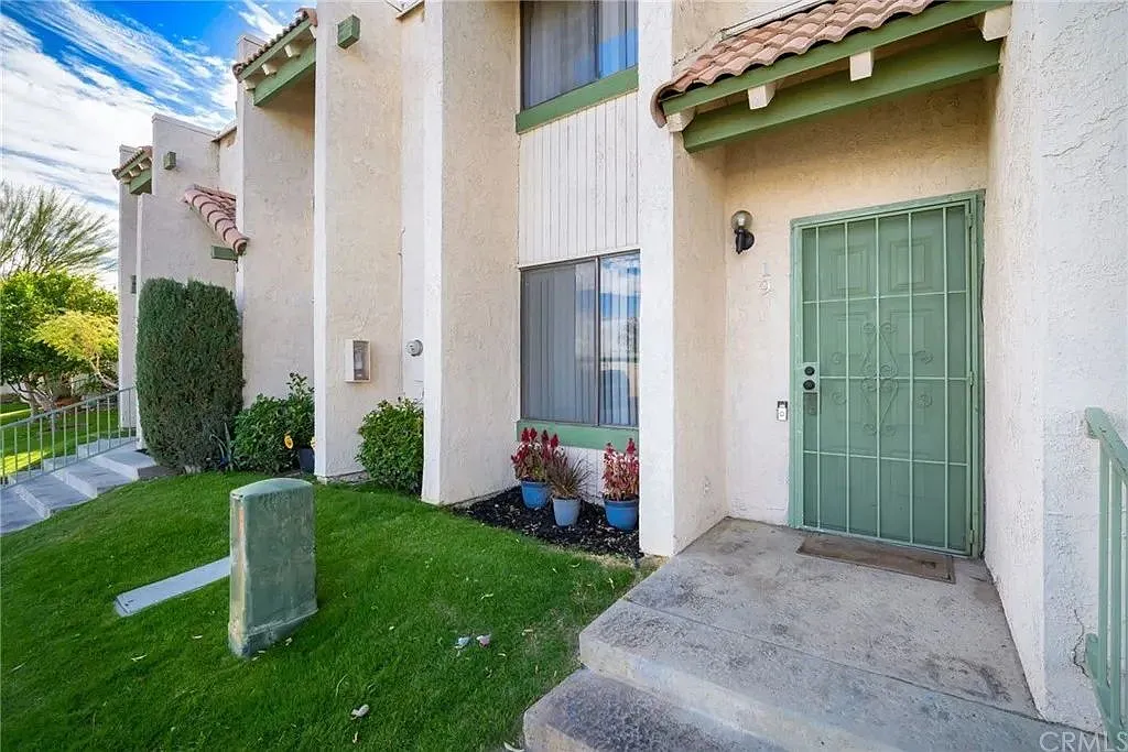 2 bed, 1.5 bath, 1152 sqft, $2,350 — Photo 3