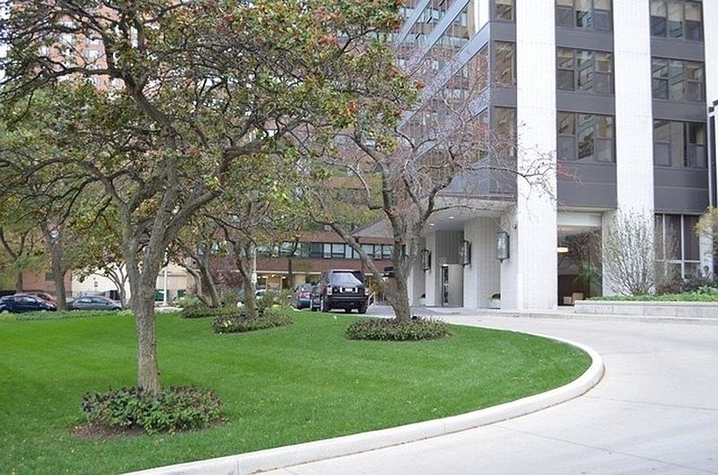 1st image of 3150 N Lake Shore Dr APT 5C