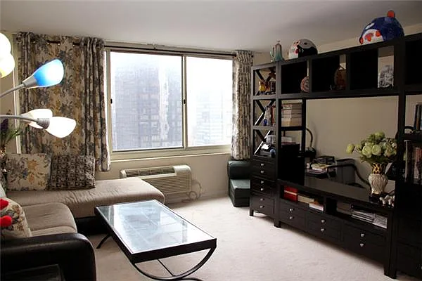 Rented by NY Best Homes Realty | media 2