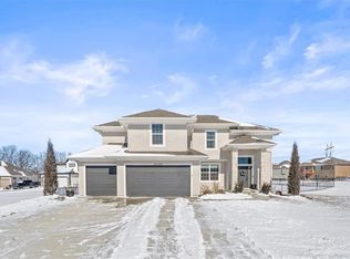 21102 W 189th Ct, Spring Hill, KS 66083