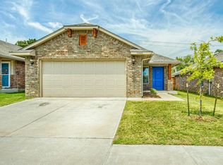 11605 SW 8th Cir, Yukon, OK 73099