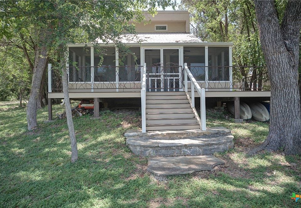 1st image of 104 W Blanco Bend Dr