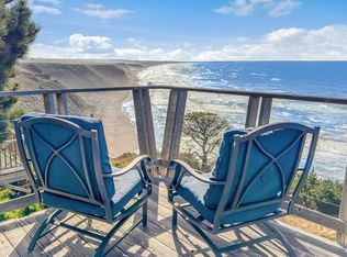 14960 Navarro Way, Manchester, CA 95459