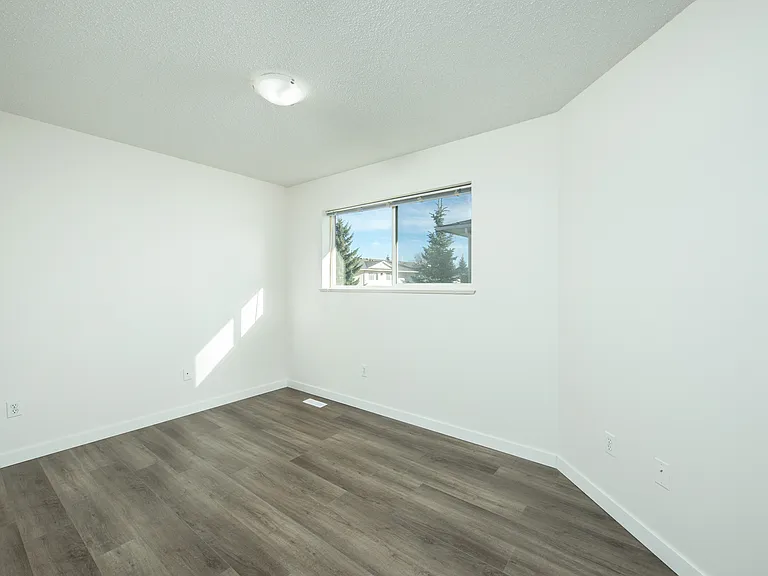 610 King St — Photo 38