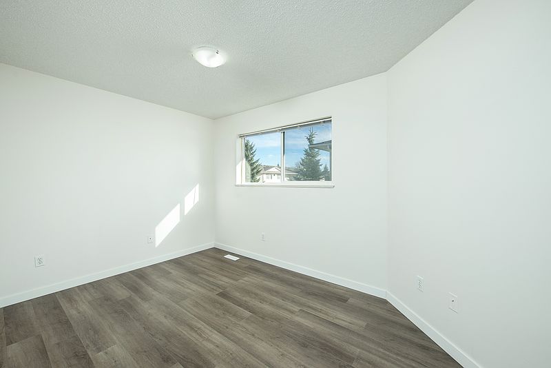 Spruce Grove Apartment for rent - 2 Bedrooms — photo 76