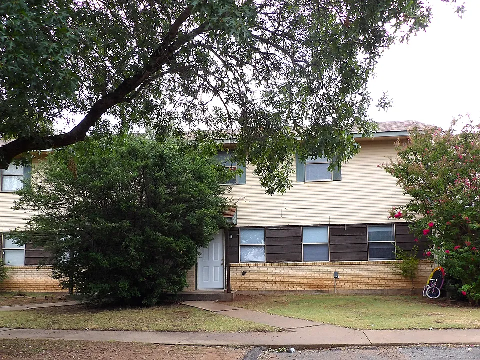 1107 NW 52nd Cir