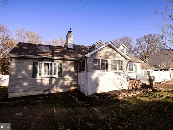 201 Bonair Ave, Hatboro, PA 19040