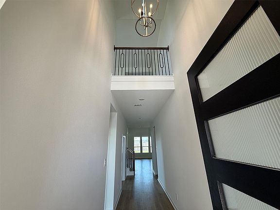 2nd image of 2719 Russell Meadows Ln