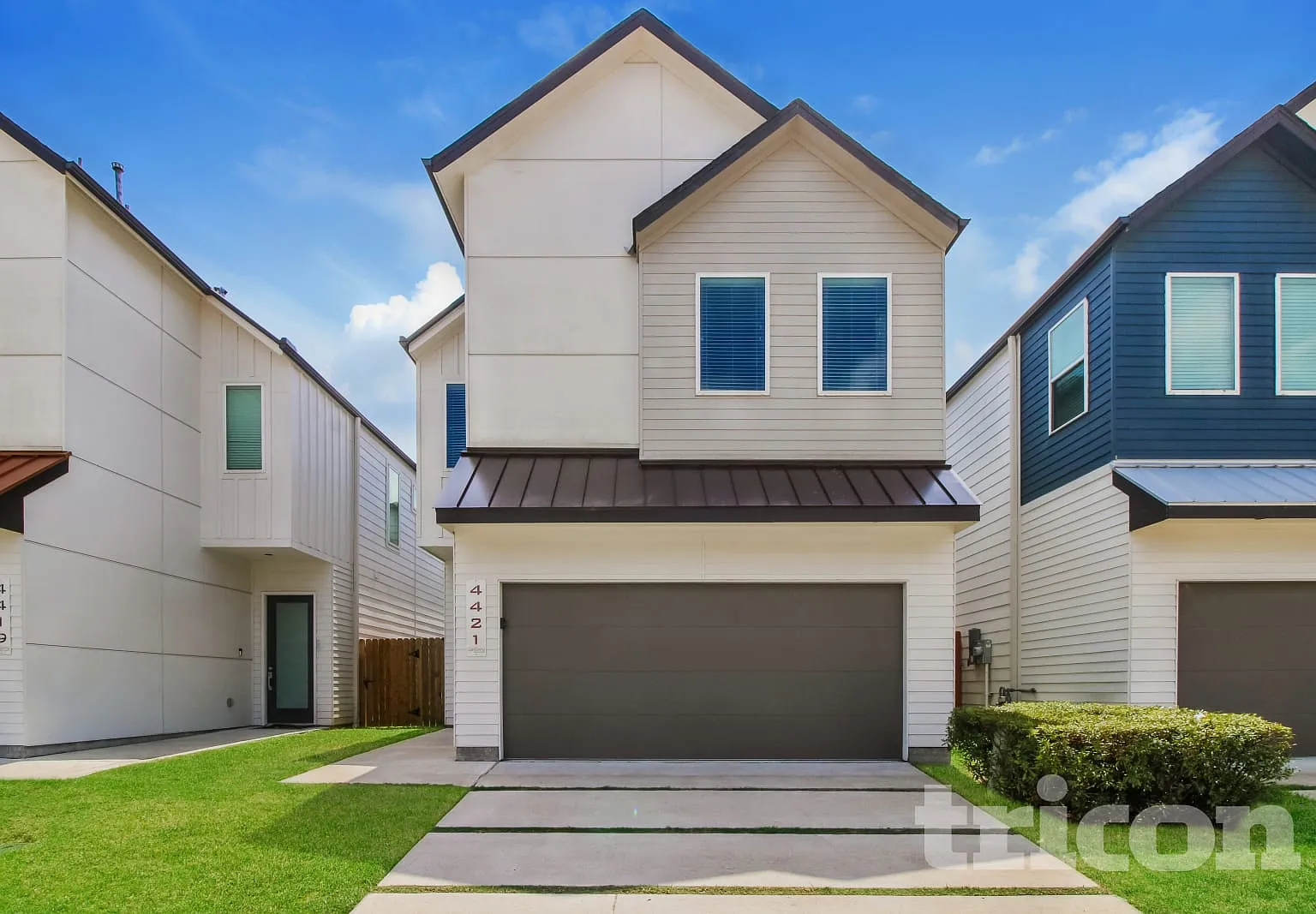 4421 Bora Bora Ln Houston TX — Photo 1