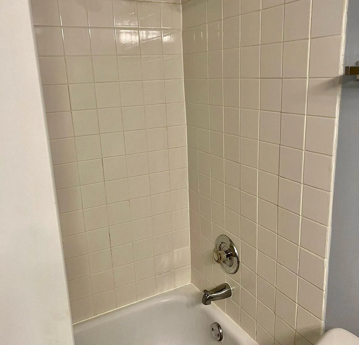 5810 Oakwood Dr — Photo 3