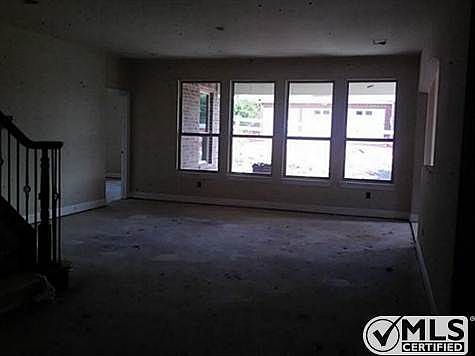 2nd image of 5001 Nicholas Ln