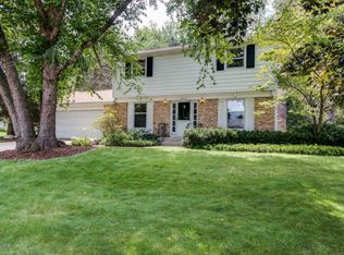 2650 Algonquin Ct NE, Grand Rapids, MI