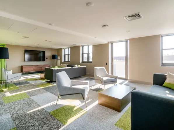 310 Clarkson Avenue image 24 of 26