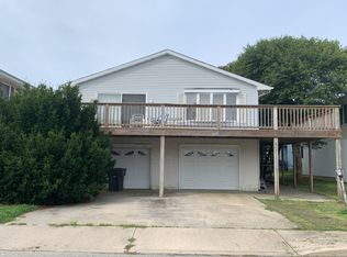 704 S Surf Rd, Ocean City, MD 21842