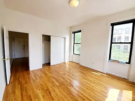Rented by Brooklyn Property Group LLC | media 2