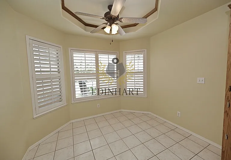 3750 W Vincent Ln — Photo 14