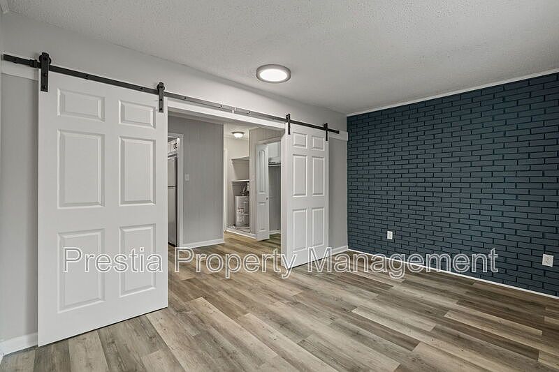 1st image of 3915 McVay St SW #10