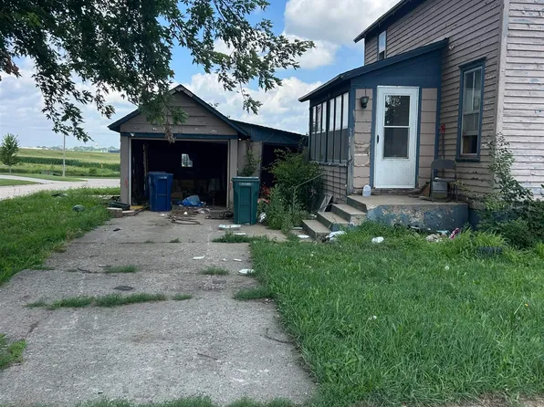 907 7th Ave, Alton, IA 51003