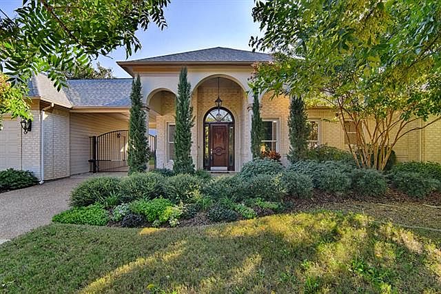 1st image of 1022 Saint Andrews Dr